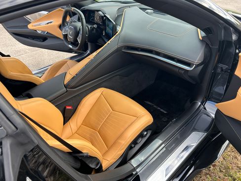 Used 2023 Chevrolet Corvette Z06 image 10