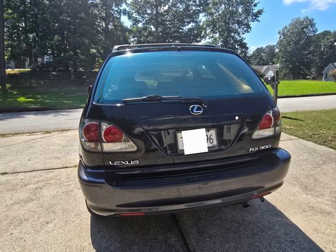 Used 2003 Lexus RX 300 2WD image 6