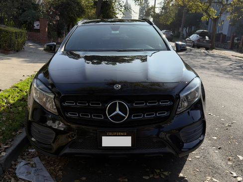 Used 2018 Mercedes-Benz GLA 250 4MATIC image 4