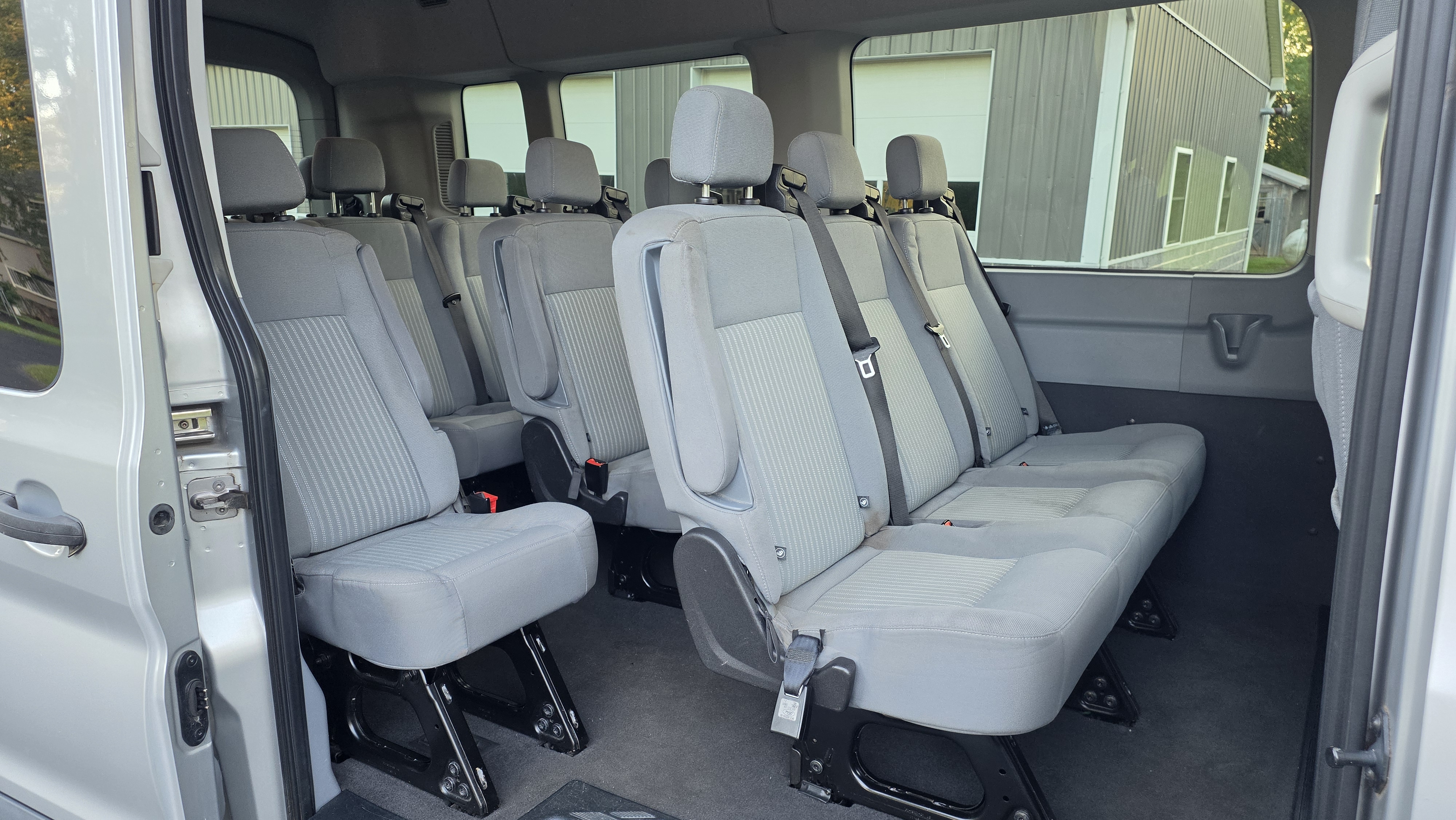 Used 2017 Ford Transit 350 XLT RWD image 11