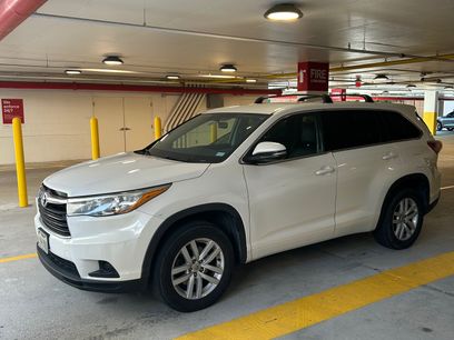 Used 2015 Toyota Highlander LE