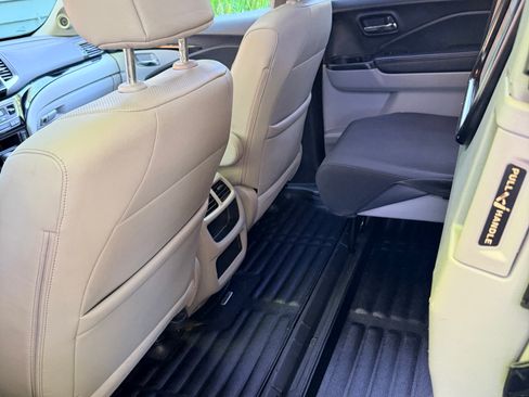 Used 2017 Honda Ridgeline RTL-E image 12
