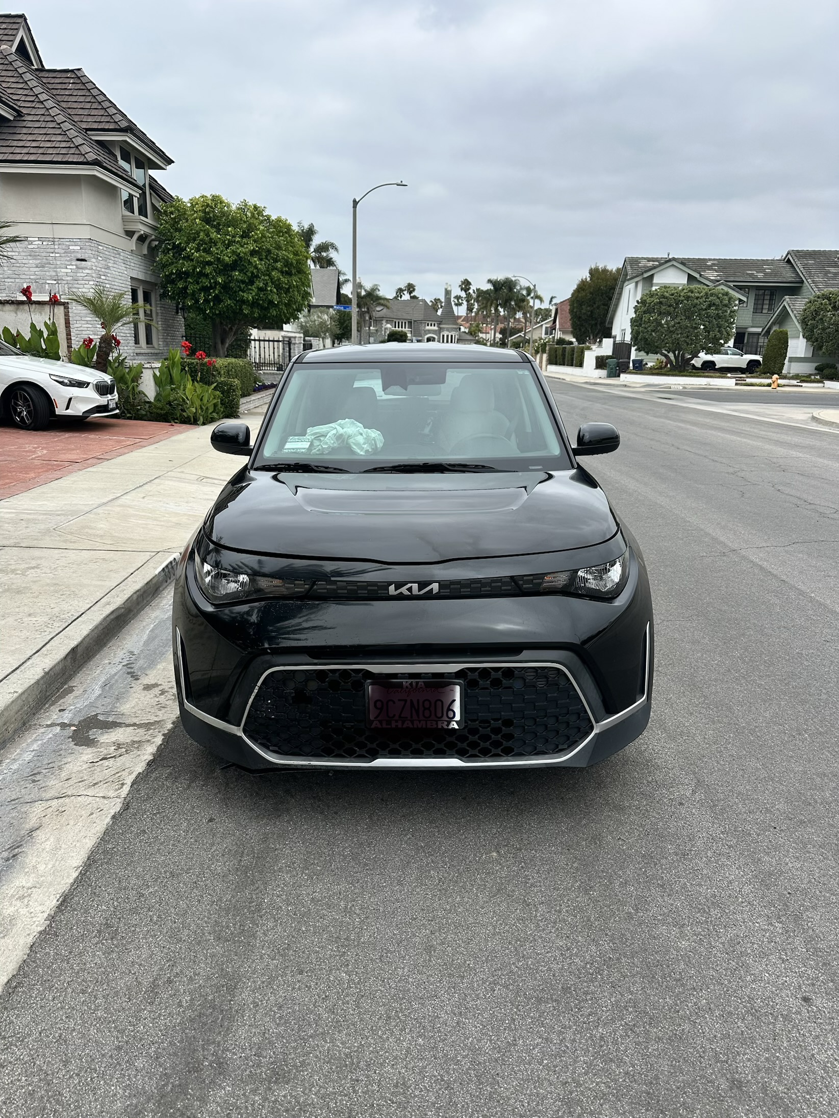 Used 2023 Kia Soul LX FWD image 1