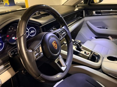 Used 2019 Porsche Panamera Turbo image 5