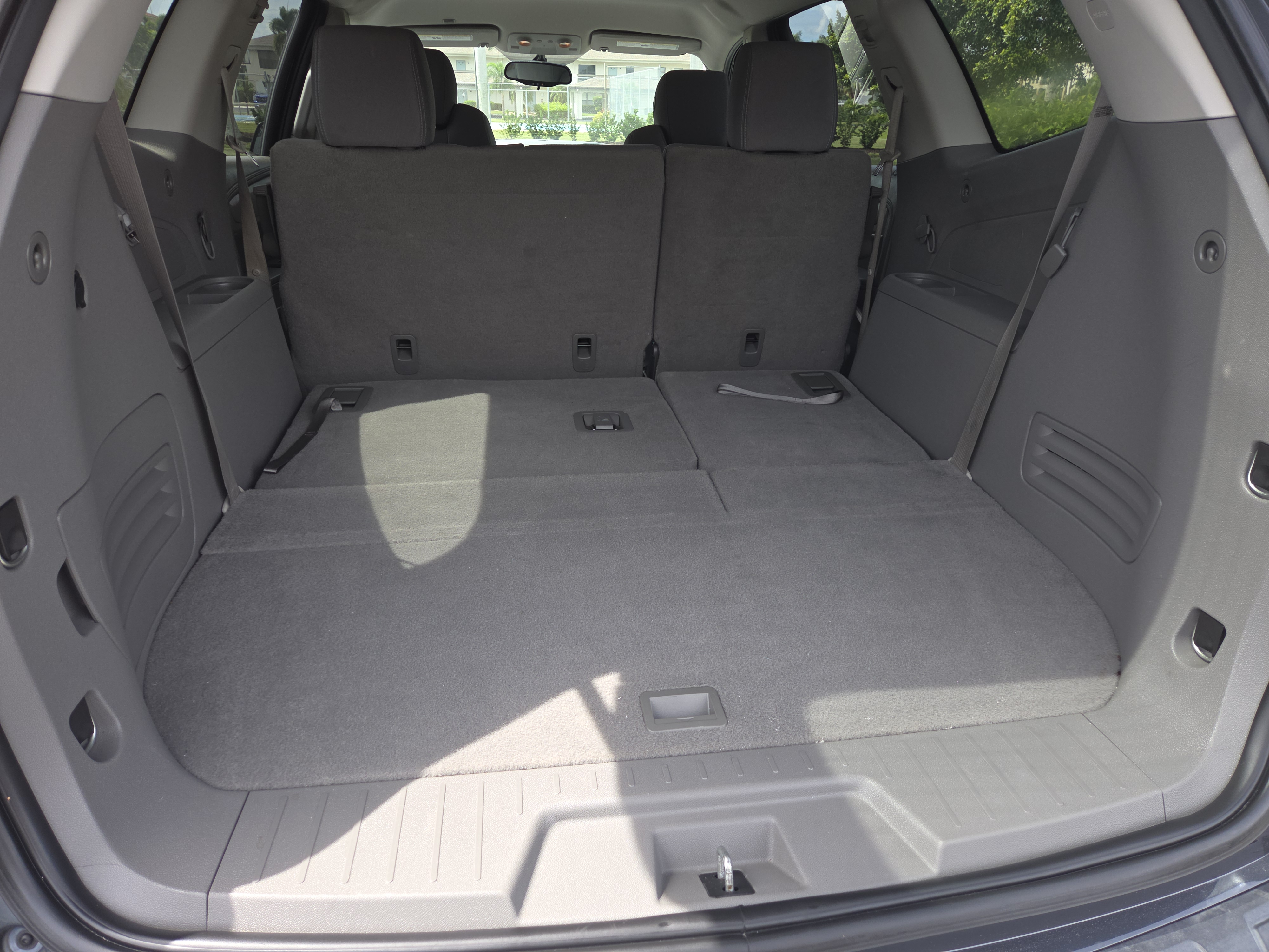 Used 2013 Chevrolet Traverse LS FWD image 5