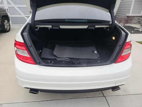 Used 2011 Mercedes-Benz C 300 4MATIC Sedan image 6