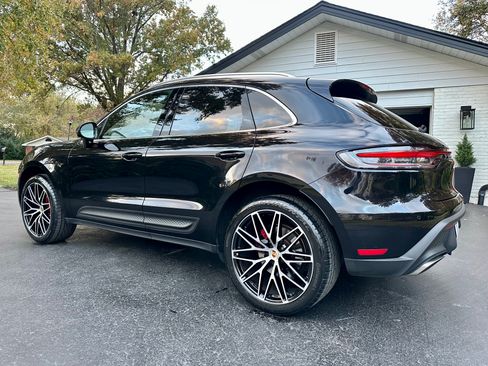 Used 2023 Porsche Macan image 4