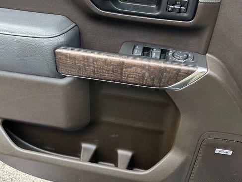 Used 2021 GMC Sierra 2500 Denali image 16