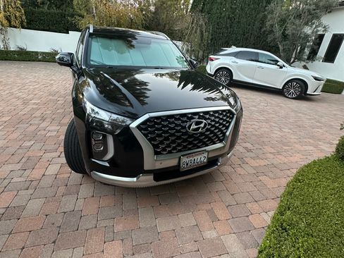 Used 2021 Hyundai Palisade Calligraphy w/ Winter Package image 8