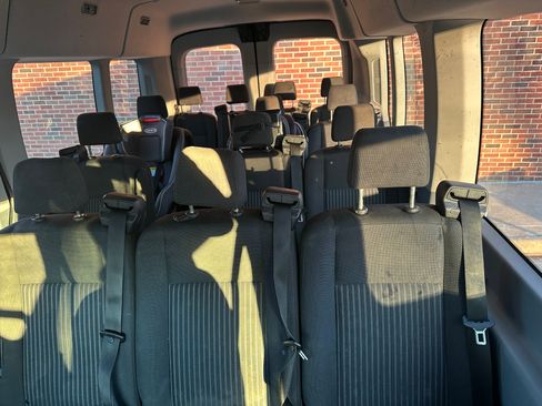 Used 2019 Ford Transit 350 XLT RWD image 10
