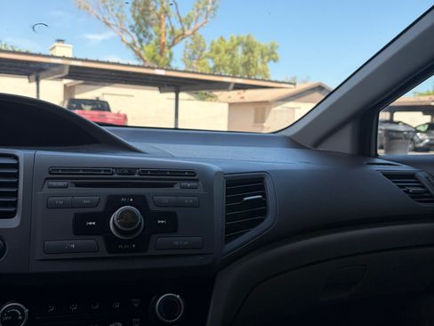 Used 2012 Honda Civic LX image 10