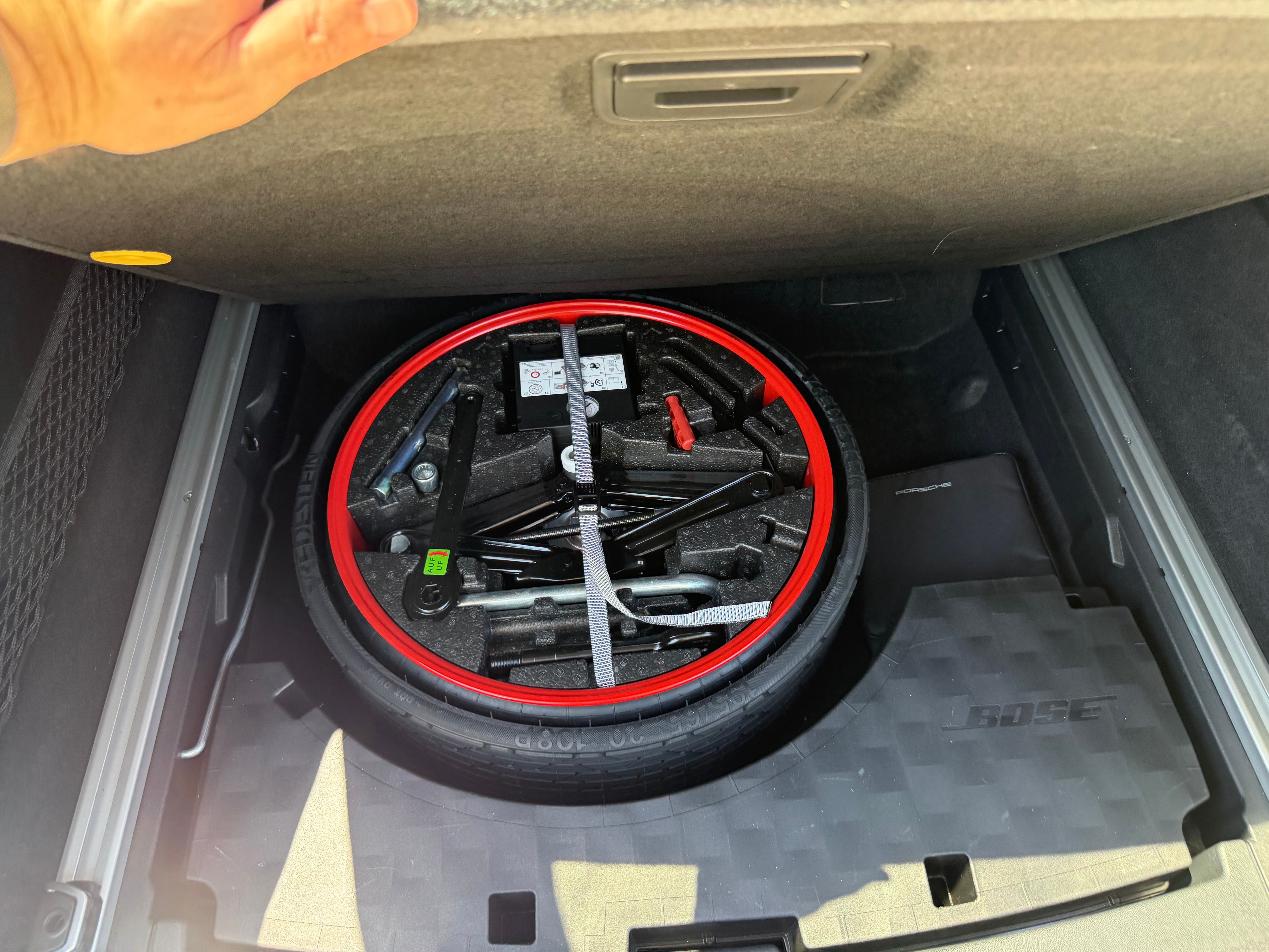Used 2021 Porsche Cayenne S AWD/4WD image 22