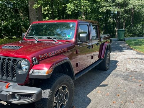 Used 2021 Jeep Gladiator Mojave AWD/4WD image 1