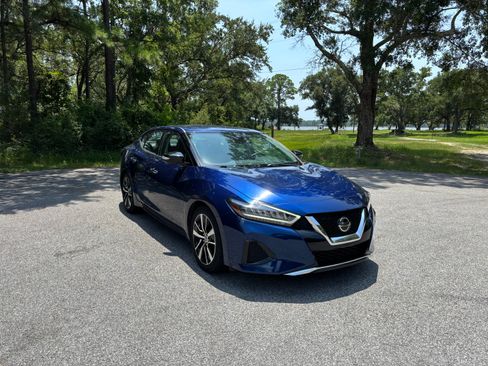 Used 2022 Nissan Maxima SV w/ Floor Mat Group FWD image 1