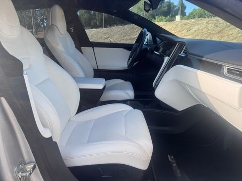 Used 2017 Tesla Model S 75 RWD image 14