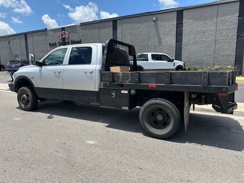 Used 2015 RAM 3500 Laramie Longhorn AWD/4WD image 9