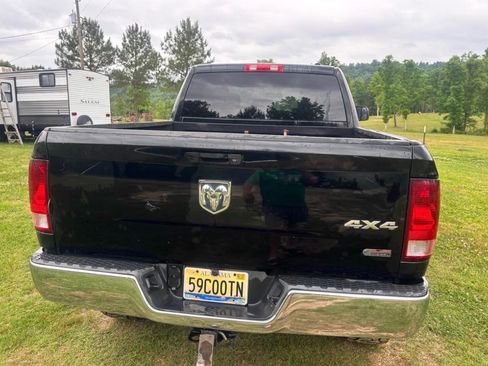 Used 2012 RAM 2500 ST w/ Chrome Appearance Group AWD/4WD image 5