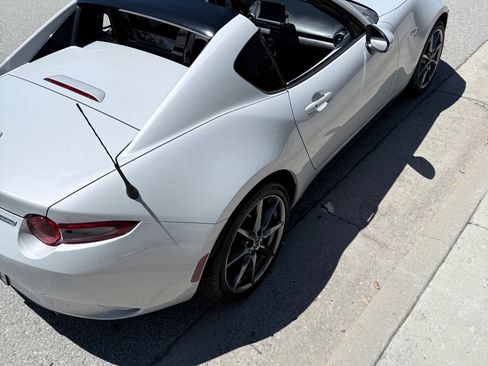 Used 2018 MAZDA MX-5 Miata RF Grand Touring RWD image 1