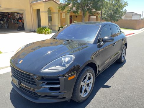 Used 2020 Porsche Macan AWD/4WD image 11