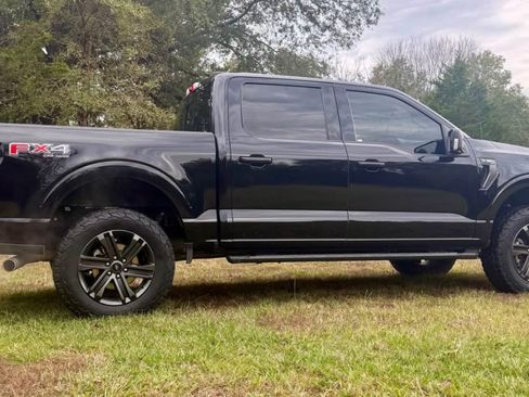 Used 2021 Ford F150 XLT w/ Equipment Group 302A High image 4