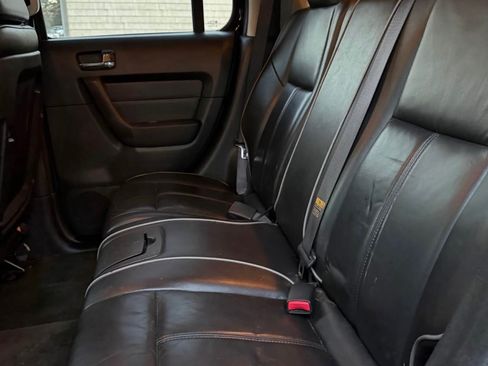 Used 2006 HUMMER H3 AWD/4WD image 9