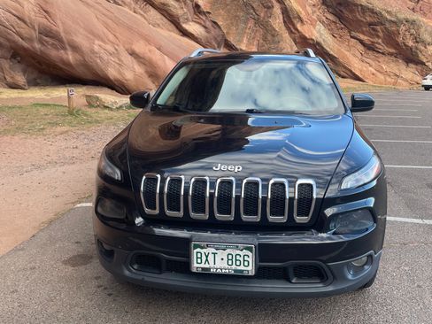 Used 2014 Jeep Cherokee Latitude w/ Cold Weather Group image 1