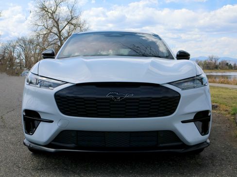 Used 2022 Ford Mustang Mach-E GT image 4