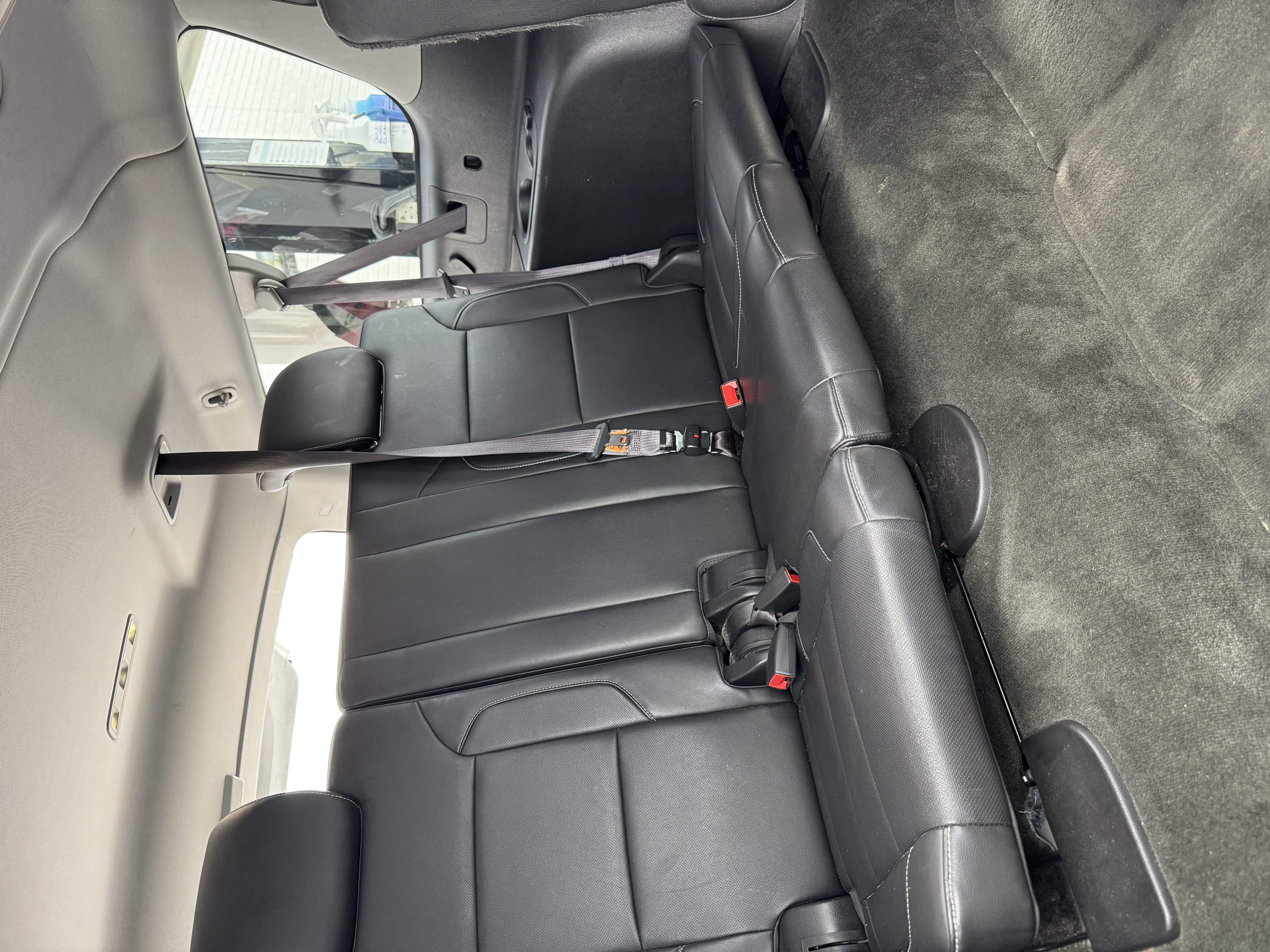 Used 2015 GMC Yukon XL SLT w/ Open Road Package AWD/4WD image 6