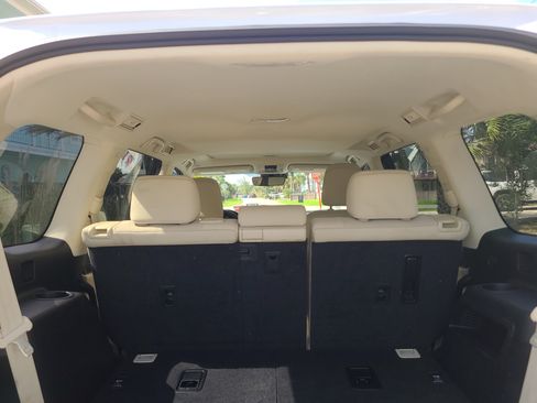 Used 2021 Lexus GX 460 Premium w/ Premium Package image 13