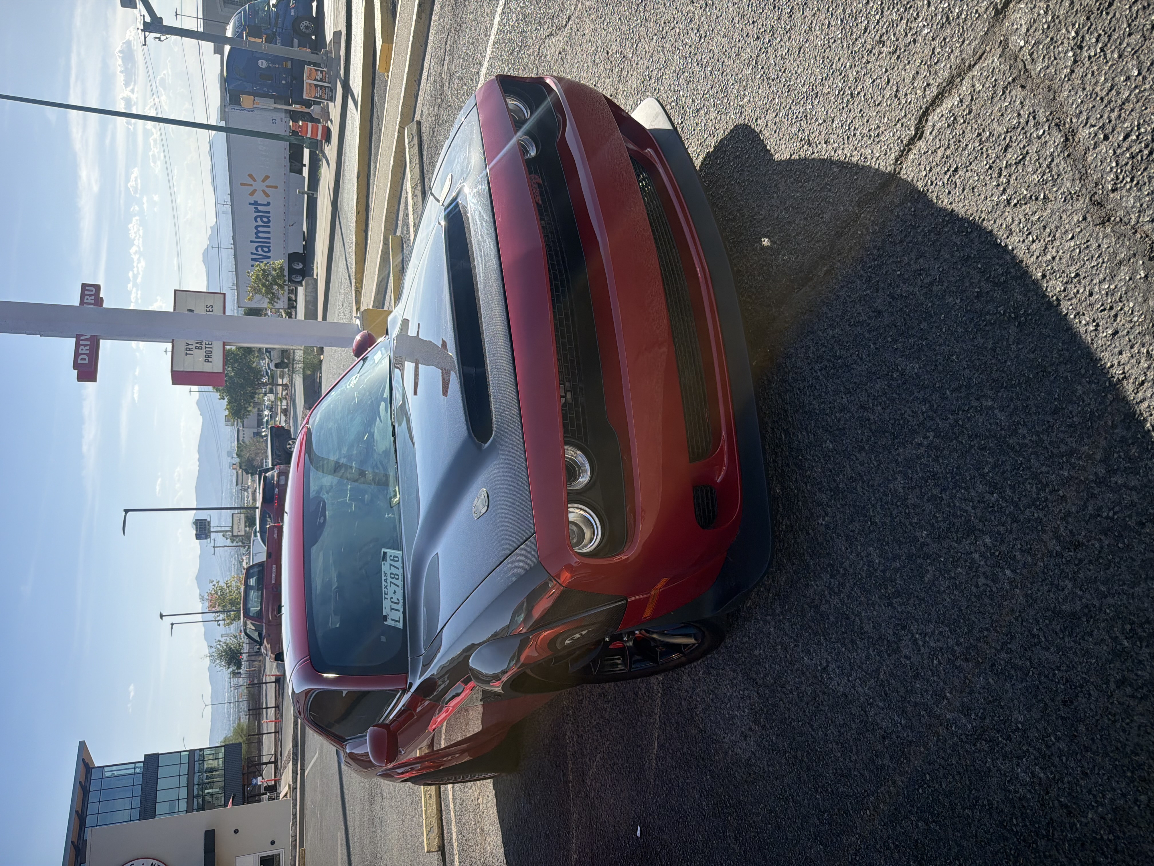 Used 2016 Dodge Challenger SRT Hellcat RWD image 20