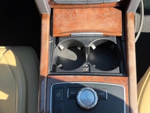 Used 2013 Mercedes-Benz E 350 Sedan image 13