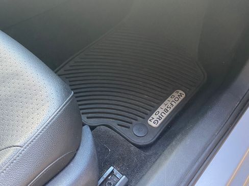 Used 2013 Volkswagen Passat 2.5 SE image 9