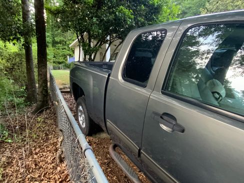 Used 2011 Chevrolet Silverado 1500 LT w/ All-Star Edition RWD image 9