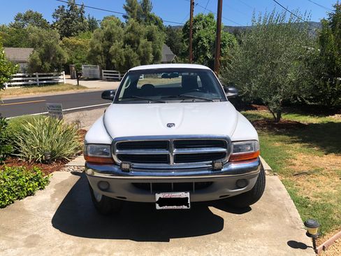 Used 2001 Dodge Dakota Sport image 9