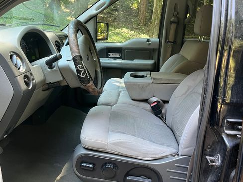 Used 2006 Ford F150 XLT RWD image 13