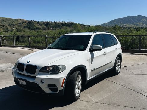 Used 2011 BMW X5 xDrive35i image 22