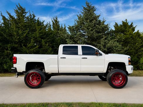 Used 2015 Chevrolet Silverado 2500 High Country w/ Duramax Plus Package AWD/4WD image 1