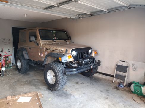 Used 1999 Jeep Wrangler Sport AWD/4WD image 1