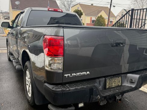 Used 2011 Toyota Tundra 2WD Double Cab w/ Tow Pkg image 5