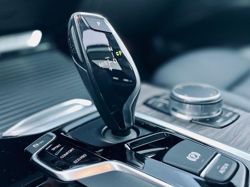 Used 2019 BMW X3 sDrive30i w/ Premium Package image 9