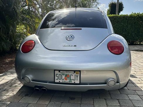 Used 2003 Volkswagen Beetle S image 4