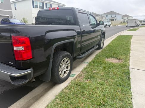 Used 2018 GMC Sierra 1500 SLE w/ SLE Value Package image 6