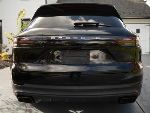 Used 2019 Porsche Cayenne image 13