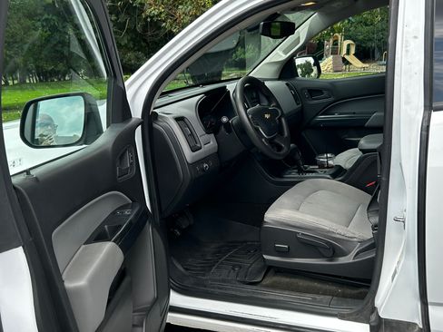 Used 2016 Chevrolet Colorado W/T w/ WT Convenience Package RWD image 11
