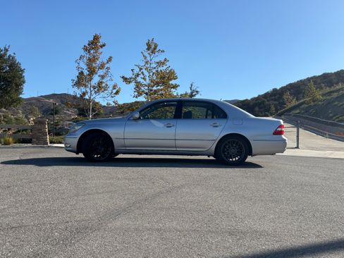 Used 2004 Lexus LS 430 image 15