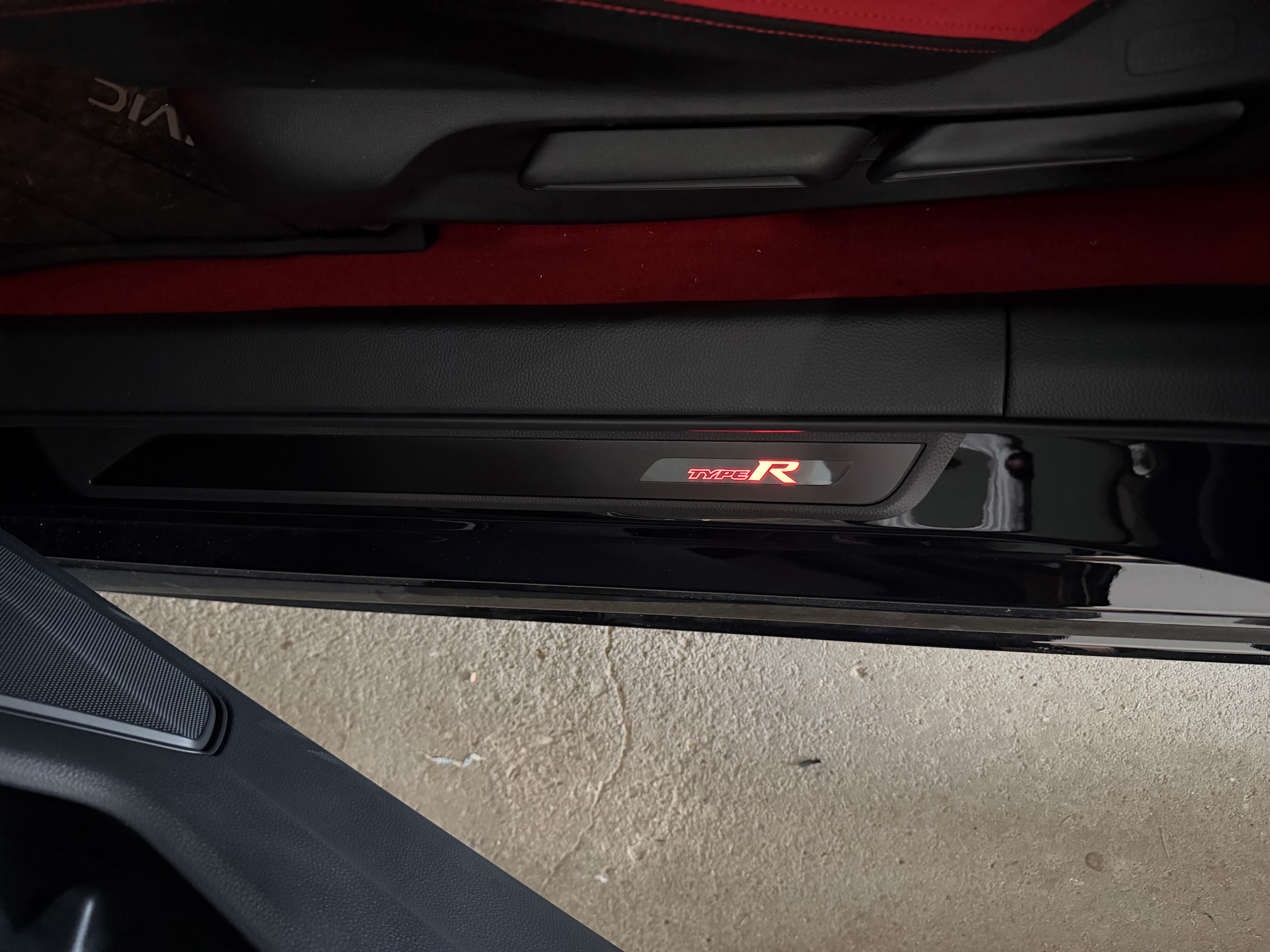Used 2025 Honda Civic Type R image 5