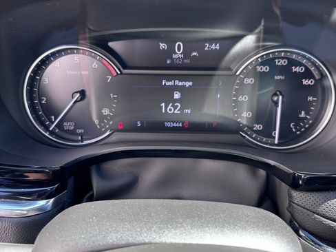 Used 2020 Cadillac XT5 Premium Luxury FWD image 16