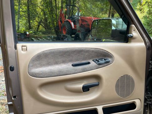 Used 2001 Dodge Ram 2500 Truck 4x4 Quad Cab image 22