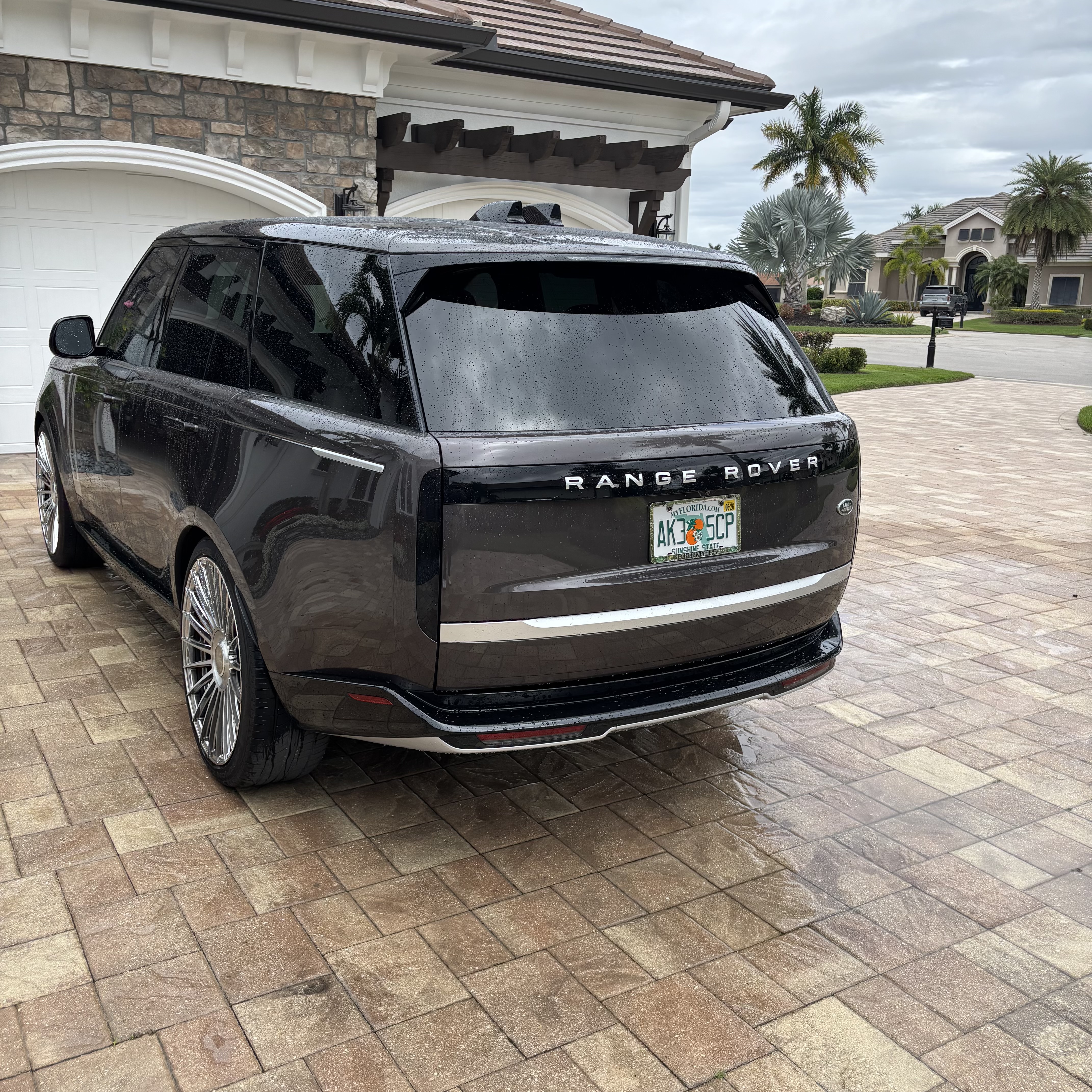 Used 2023 Land Rover Range Rover First Edition AWD/4WD image 4