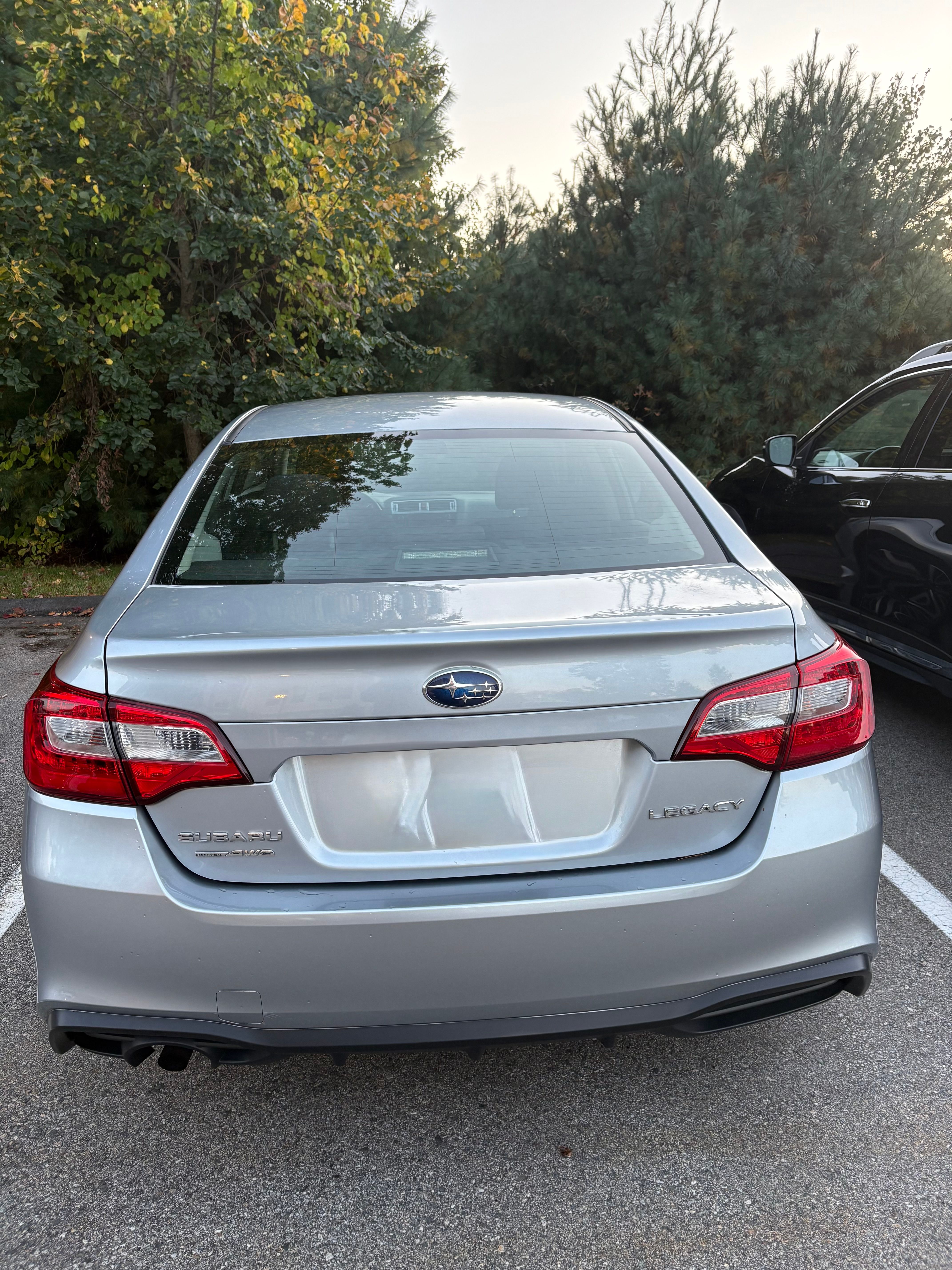 Used 2018 Subaru Legacy 2.5i w/ Alloy Wheel Package AWD/4WD image 2
